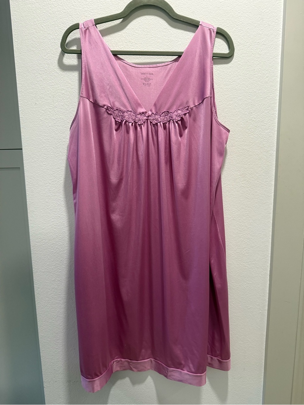 Vanity Fair Pink Satin Sleep Dress Nightgown Size L